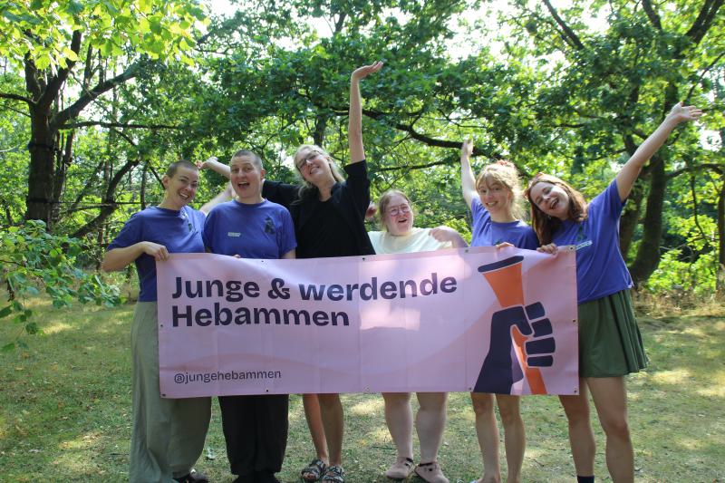 von links nach rechts: Angelika (Kiki) Köster, Elsa-Marie Sachse, Finja Petersen, Sophie Schmitz, Sarah Junker und Frieda Günther